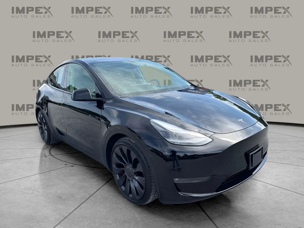 Used 2022 Black Tesla Performance image 4