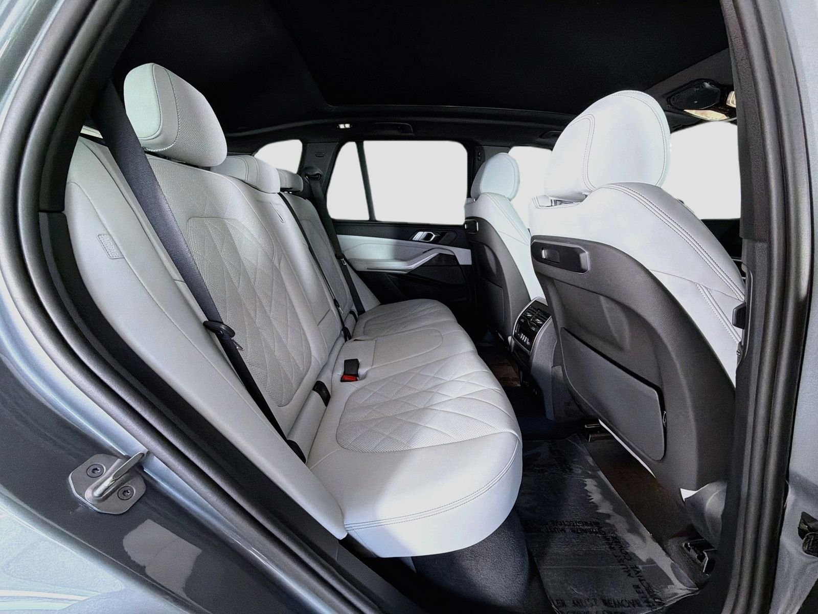 Certified Used 2024 Skyscraper Grey Metallic BMW xDrive50e image 28