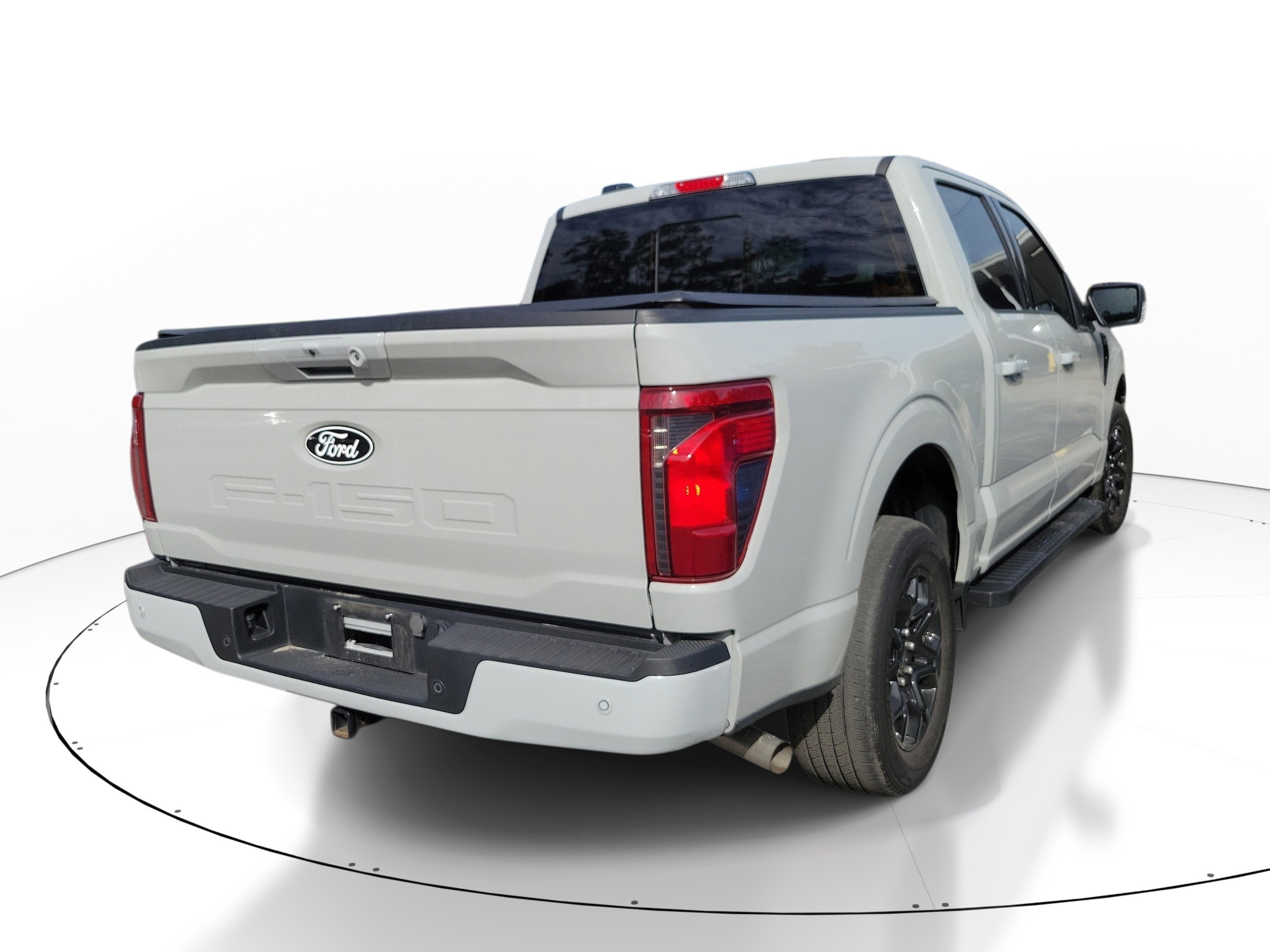Used 2024 Avalanche Ford XLT image 4