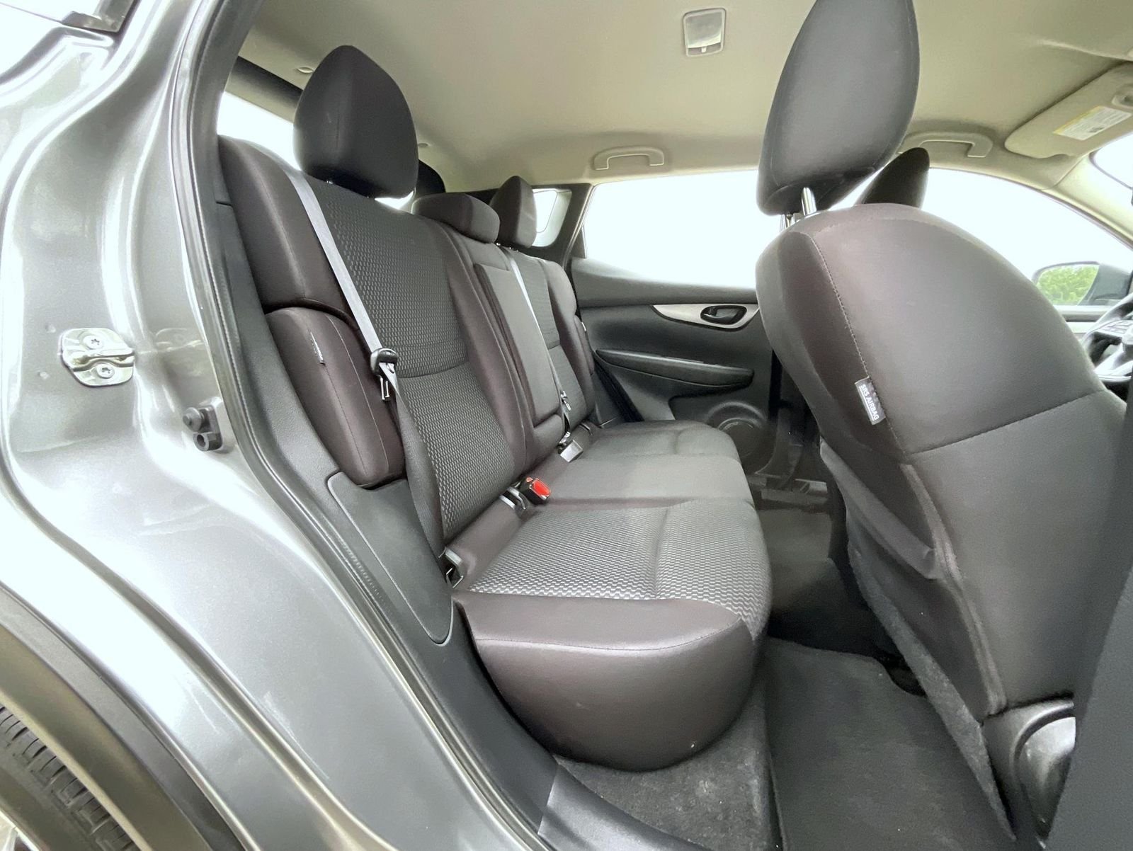 Used 2021 Gray Nissan S image 20
