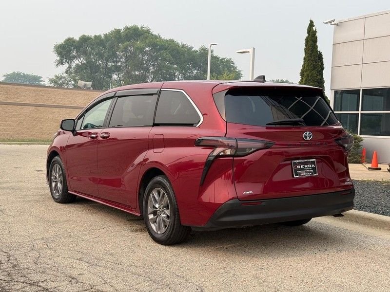 Used 2023 Pearl Toyota XLE image 5