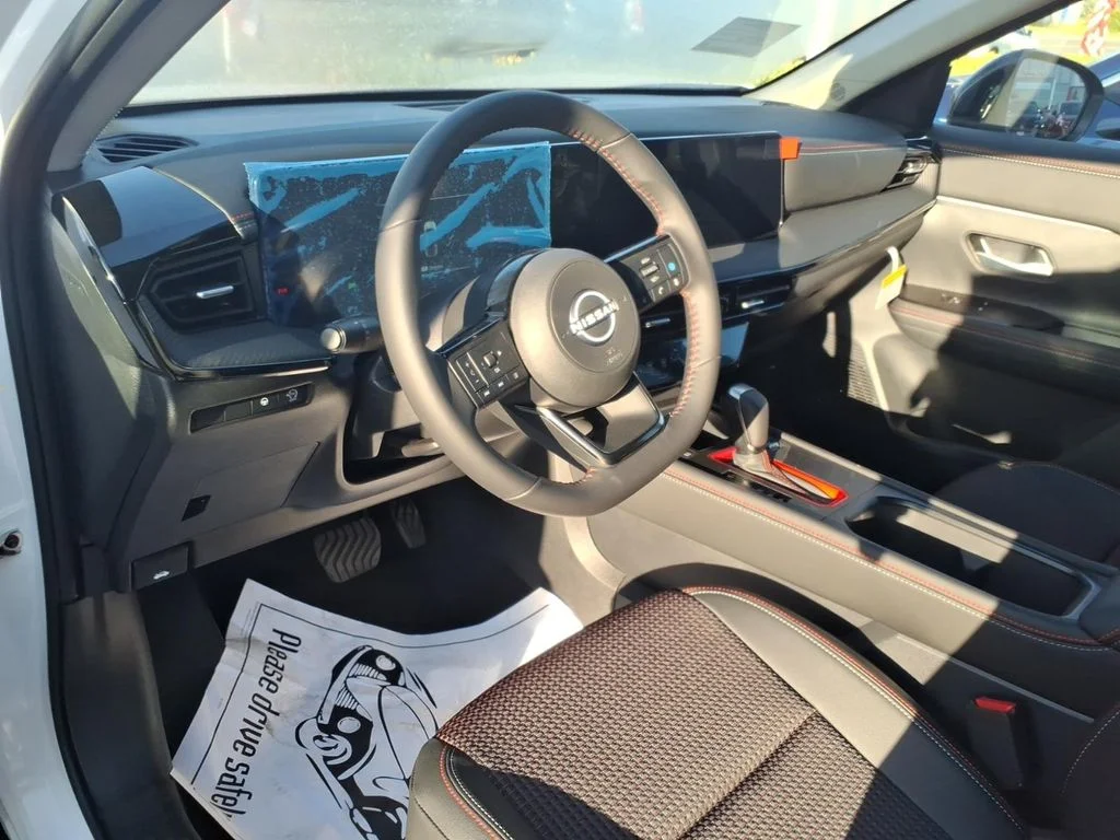 New 2026 Aspen White TriCoat Nissan SR image 5