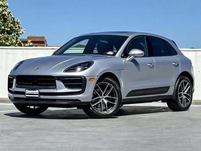 2026 Porsche Macan Macan (AWD)