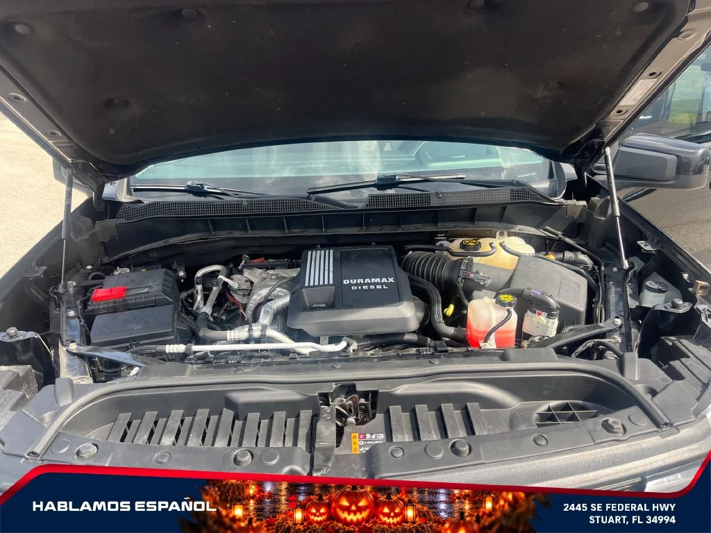Used 2023 BLACK Chevrolet RST image 11