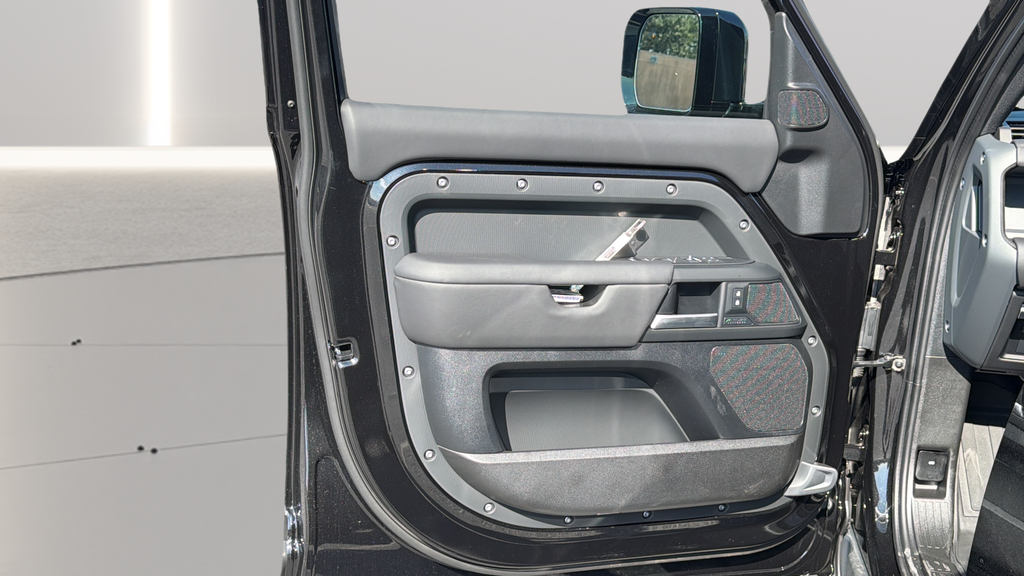 New 2026 Santorini Black Land Rover X-Dynamic SE image 20