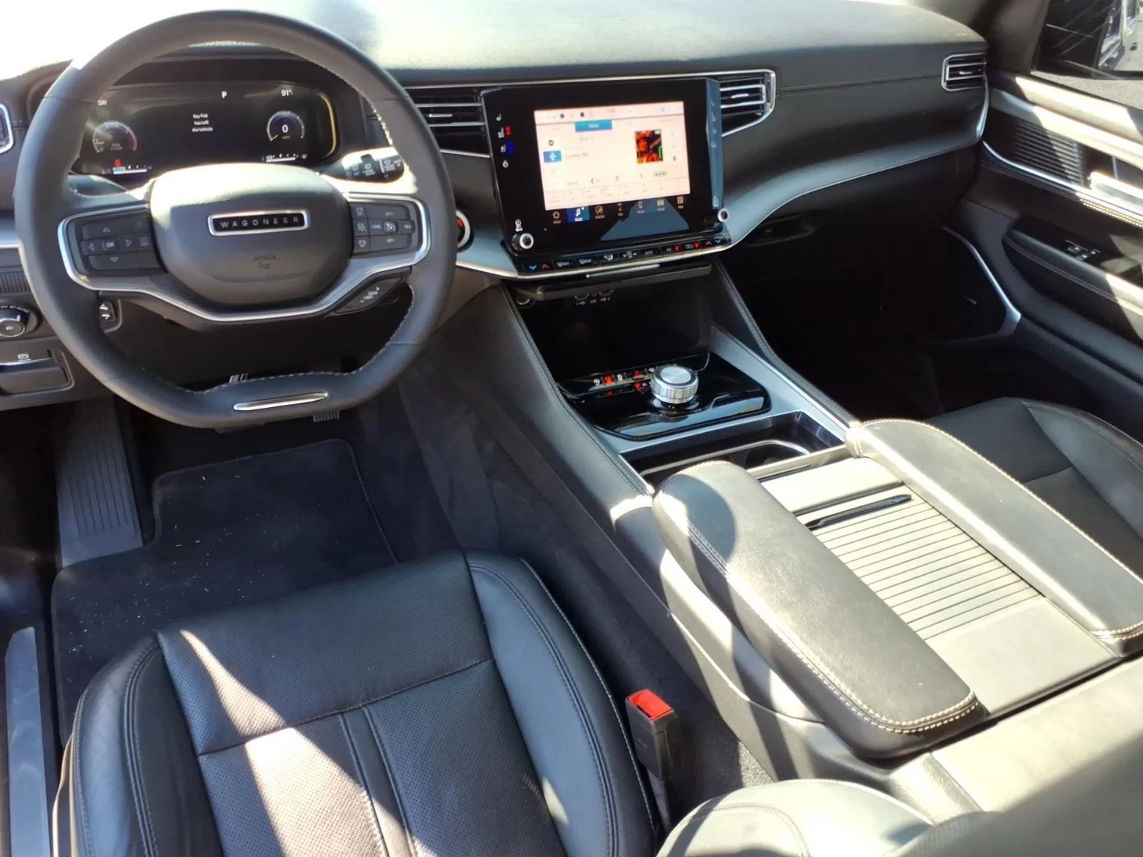 Used 2023  JEEP SERIESII image 23