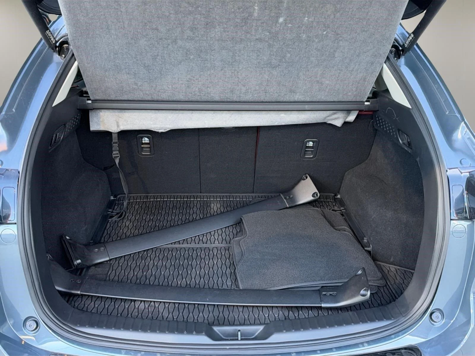 Used 2024 Polymetal Gray Metallic Mazda 2.5 S Carbon Edition image 5
