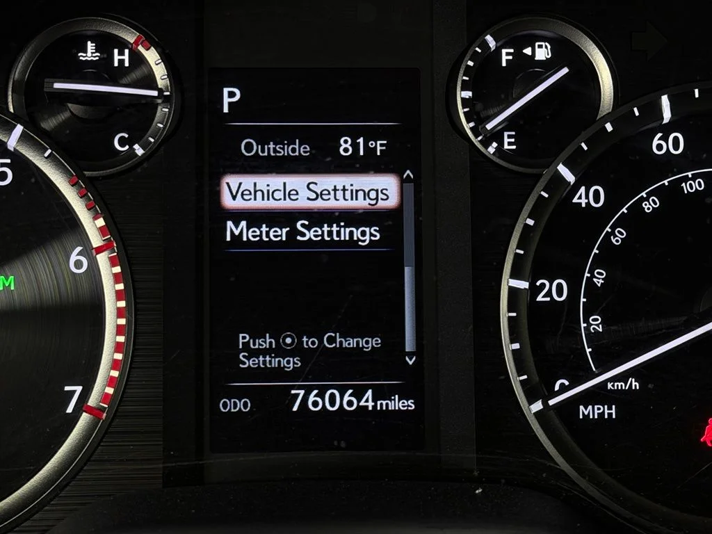 Used 2021  Lexus 460 image 15