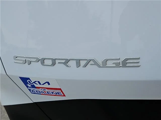 Used 2025 Glacial White Pearl KIA EX Front-Wheel Drive image 8