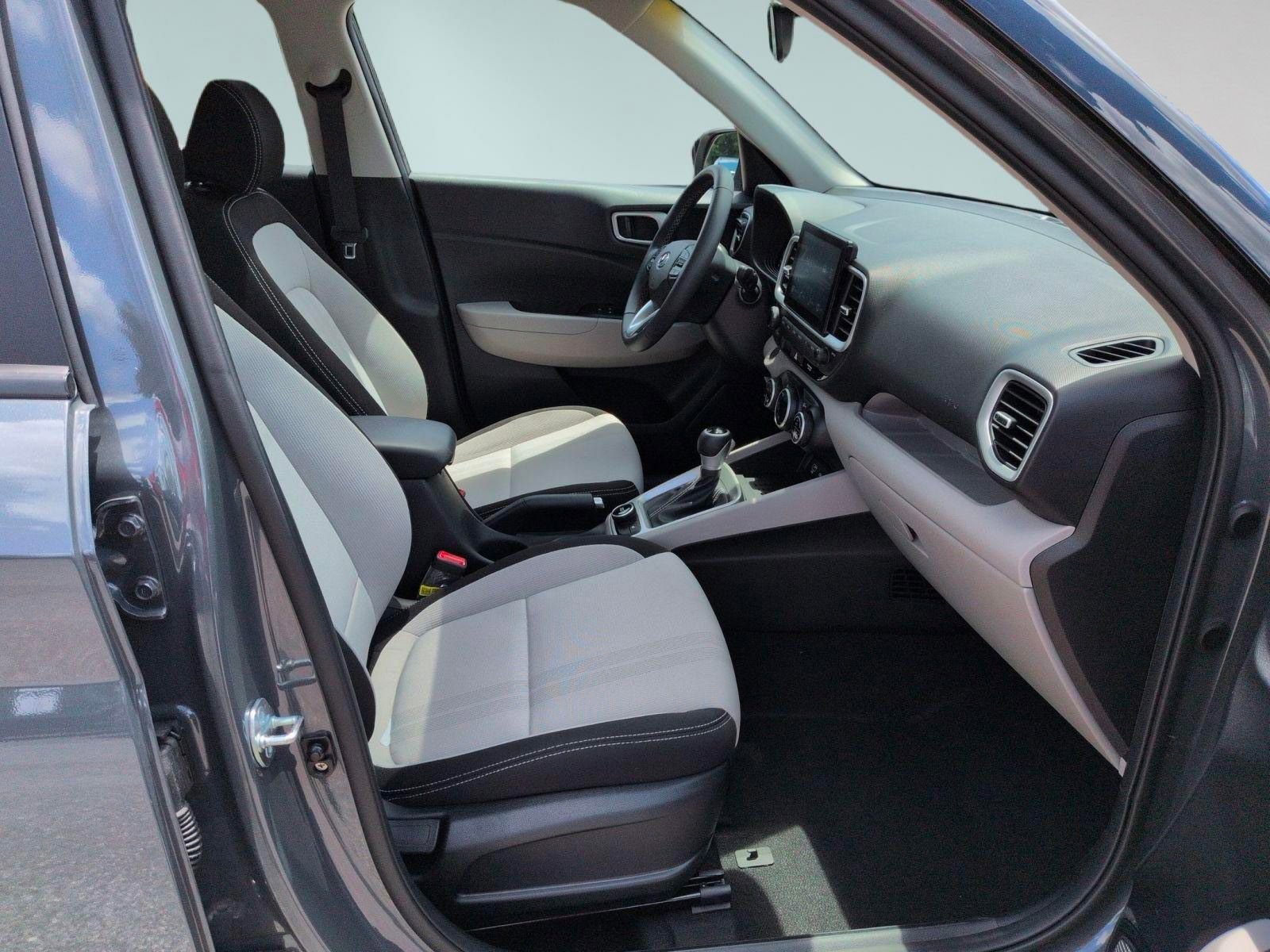 Used 2026 Ecotronic Gray Hyundai SEL image 18