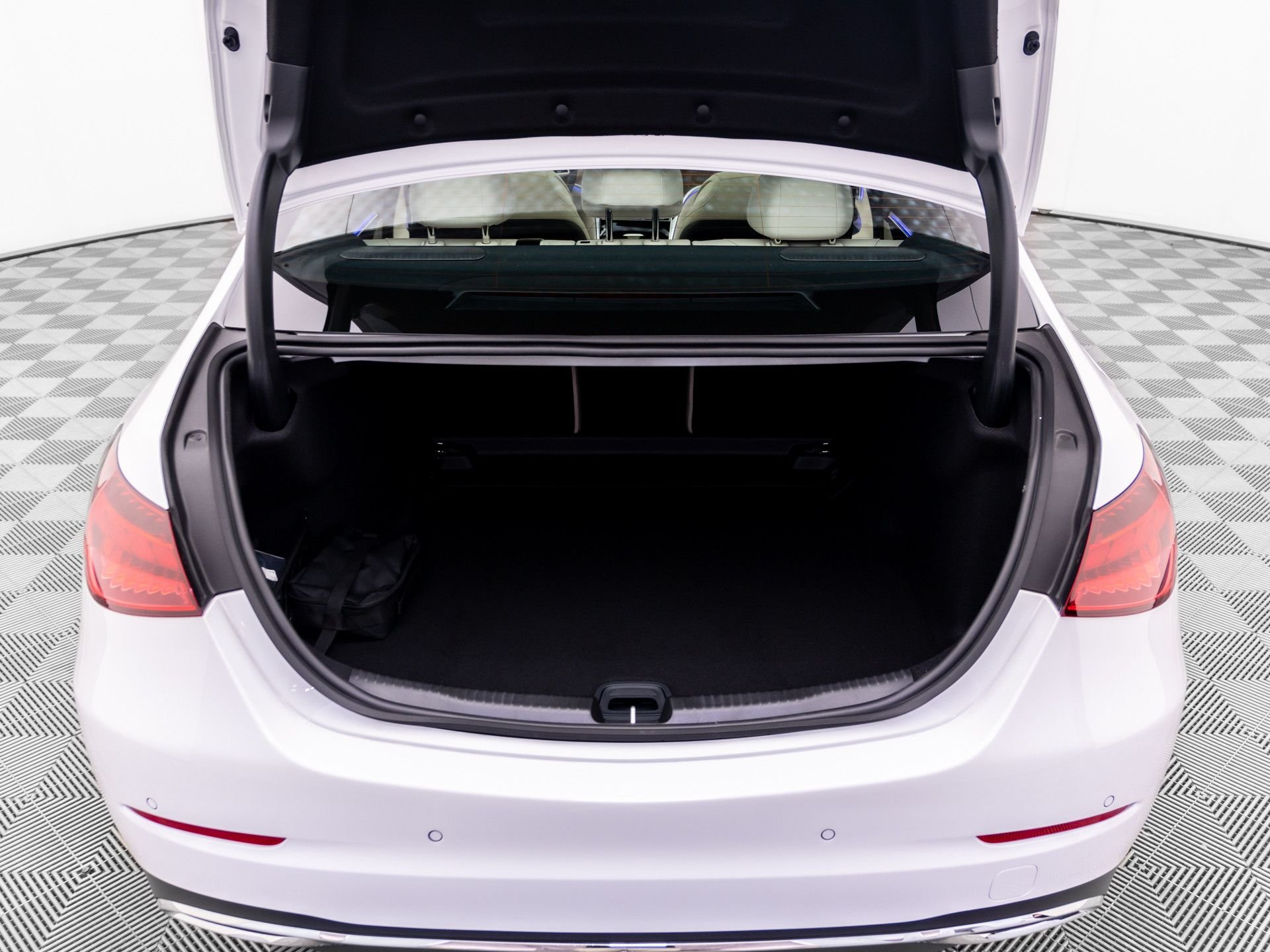 New 2026 White Mercedes-Benz C 300 image 30
