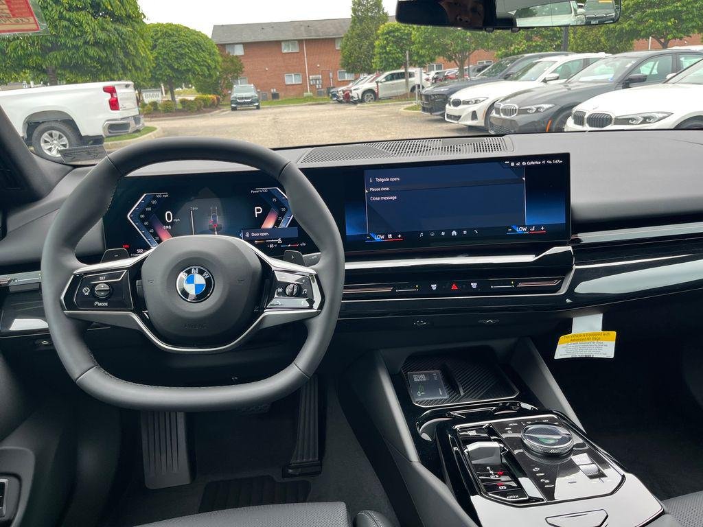 New 2026 Dark Graphite Metallic BMW 530i xDrive image 27