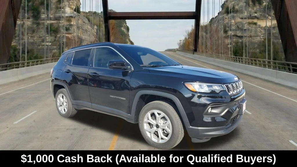 2026 Jeep Compass Latitude 4X4's photo