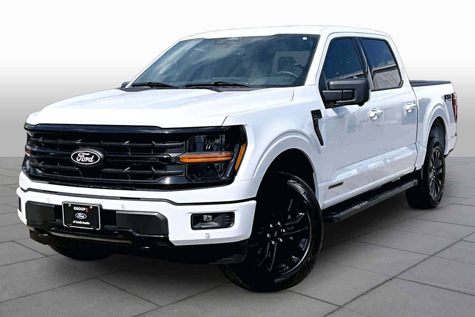 Used 2025 Oxford White Ford XLT image 35
