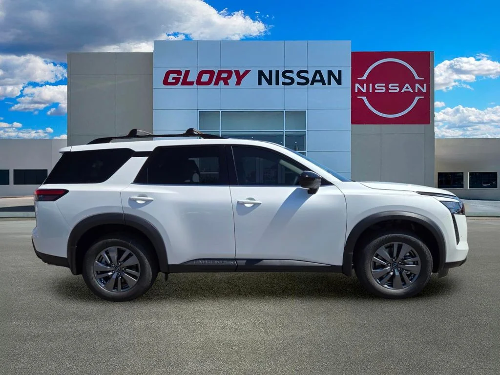 New 2026 Everest White Pearl TriCoat Nissan SV image 4