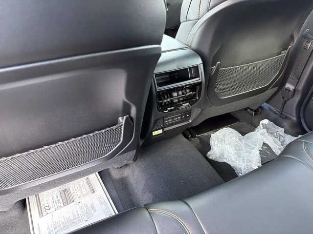 New 2026 White Jeep  image 8