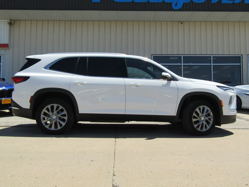Used 2025 White Buick Preferred image 2