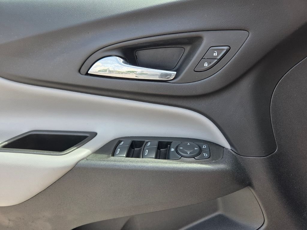 Used 2023 Gray Chevrolet LT image 22