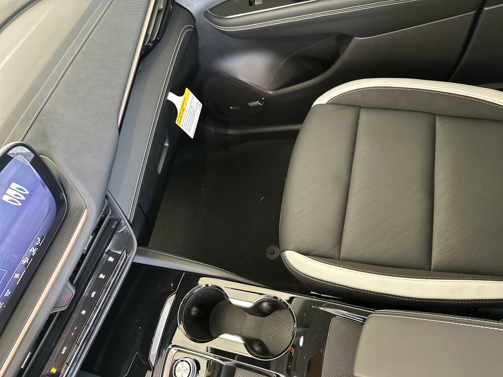 New 2026 Summit White Buick Sport Touring image 25