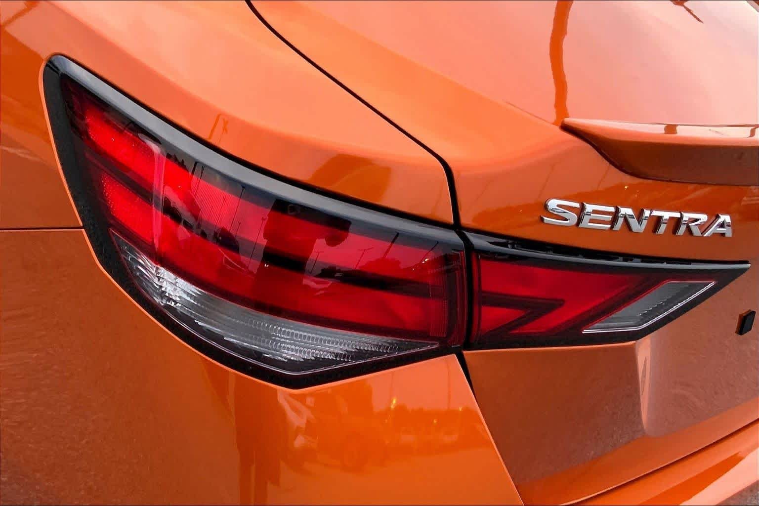 Used 2025 Monarch Orange Metallic/Super Black Nissan SR image 27