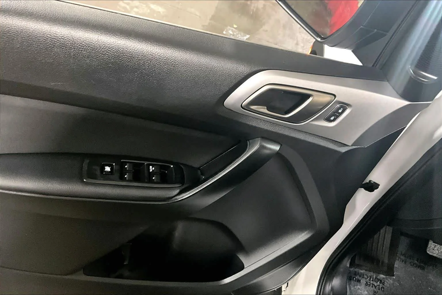 Certified Used 2021 Oxford White Ford XLT image 36