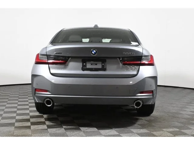 New 2026 Skyscraper Grey Metallic BMW 330i xDrive image 6