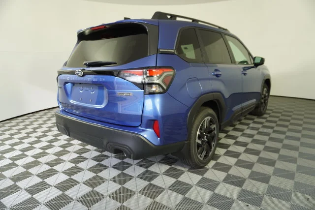 New 2026 DAYBREAK BLUE PEARL Subaru Limited Hybrid image 7