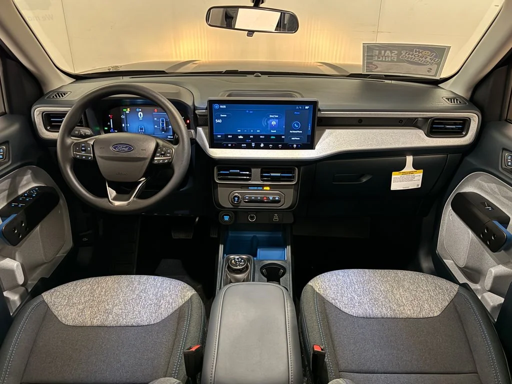New 2026 Black Ford XLT image 4