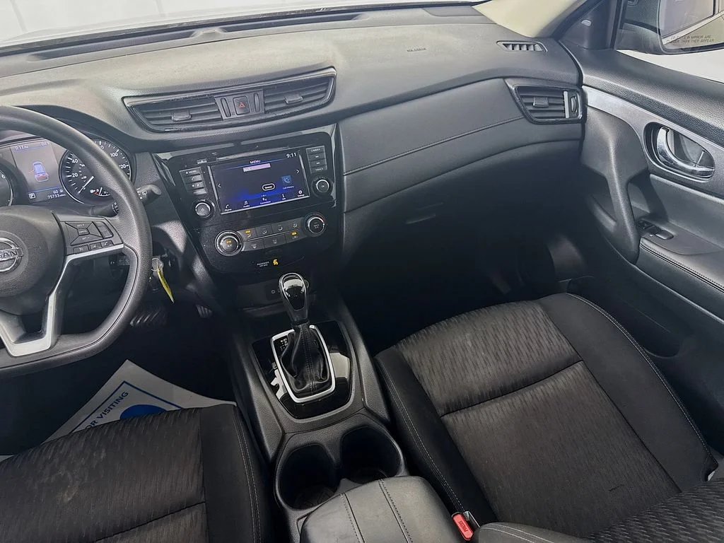 Used 2018 Magnetic Black Nissan S image 28