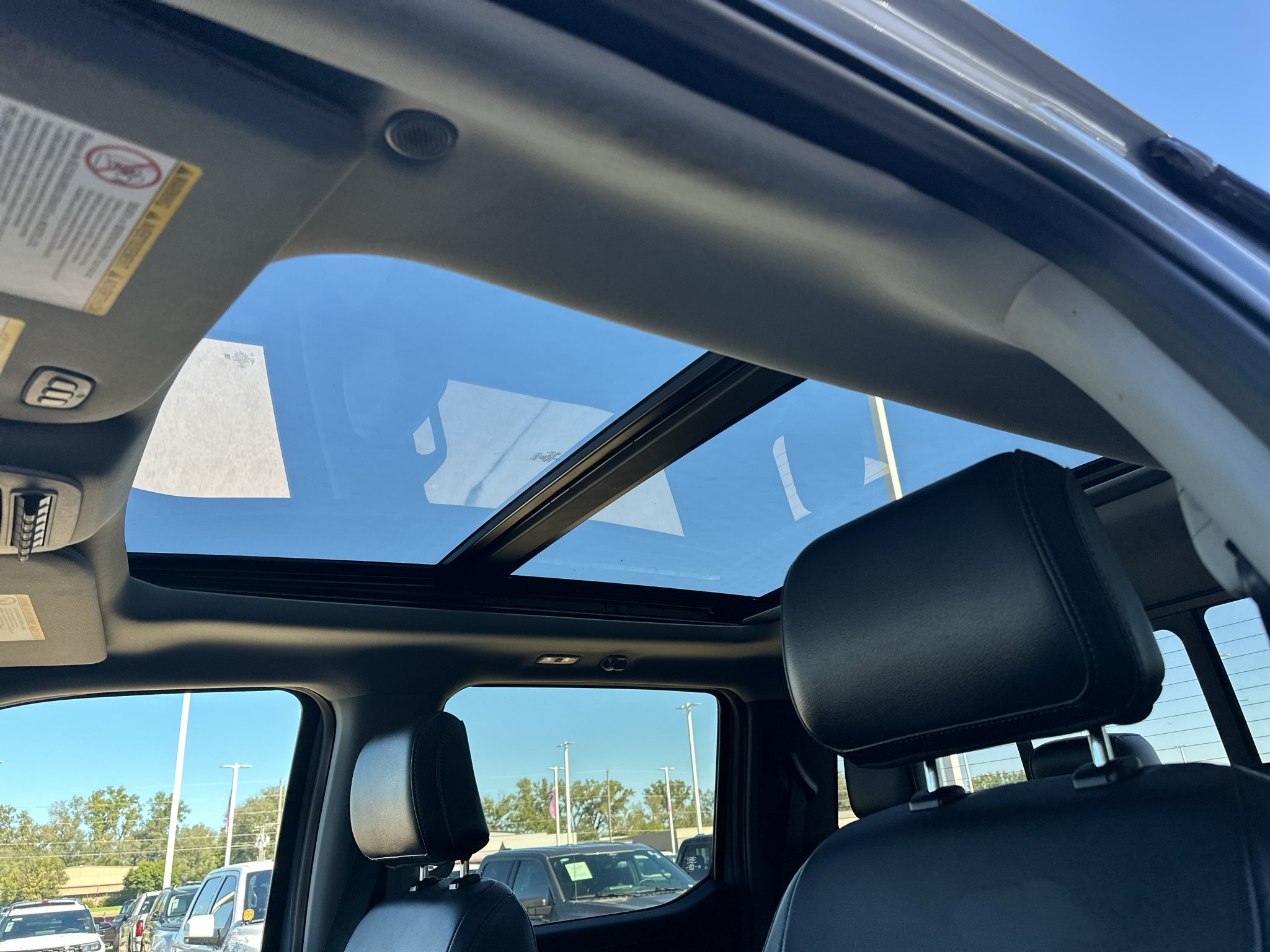 Used 2024 Glacier Gray Ford LARIAT image 33