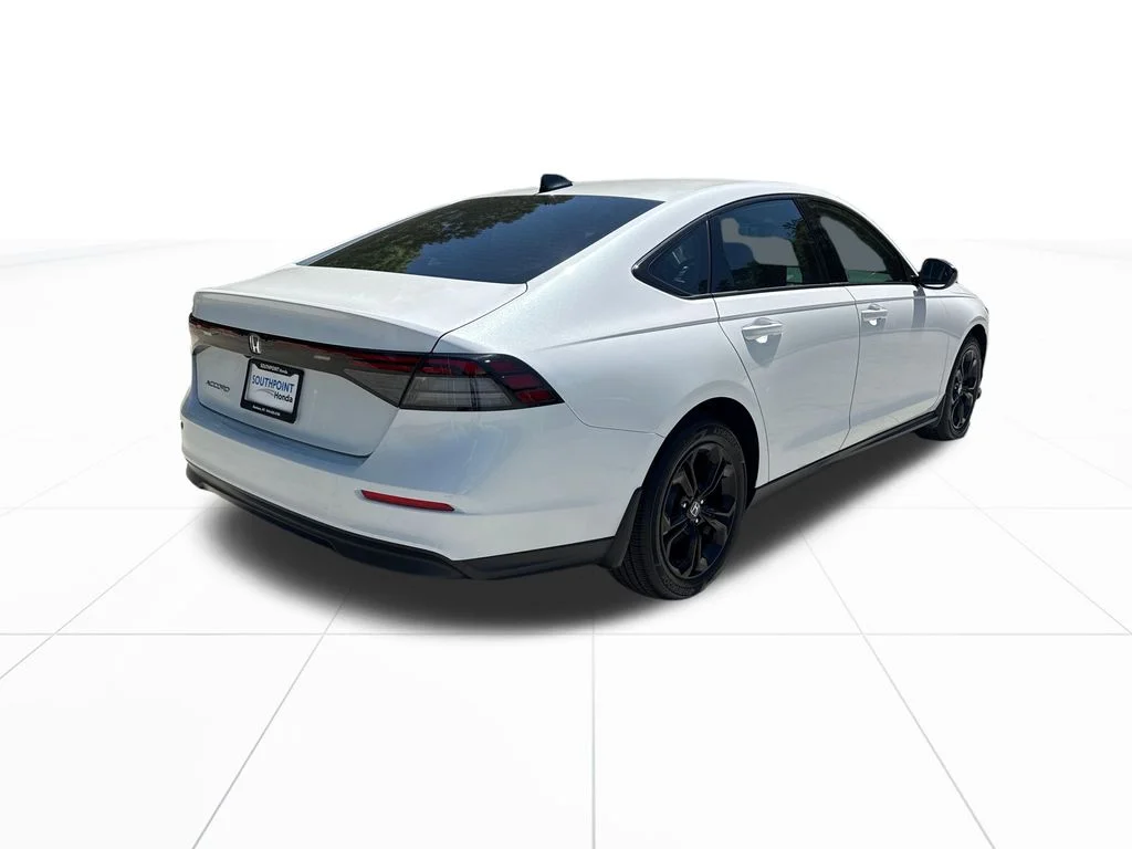Certified Used 2025 Platinum White Pearl Honda 1.5T SE image 9