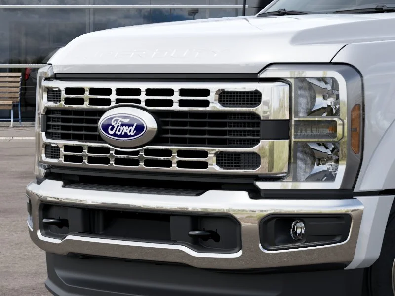 New 2027 Oxford White Ford XLT image 42