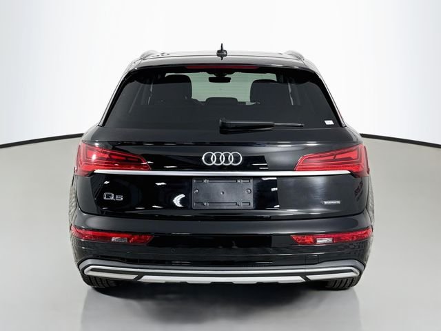 Used 2021 Brilliant Black Audi 45 Premium image 6