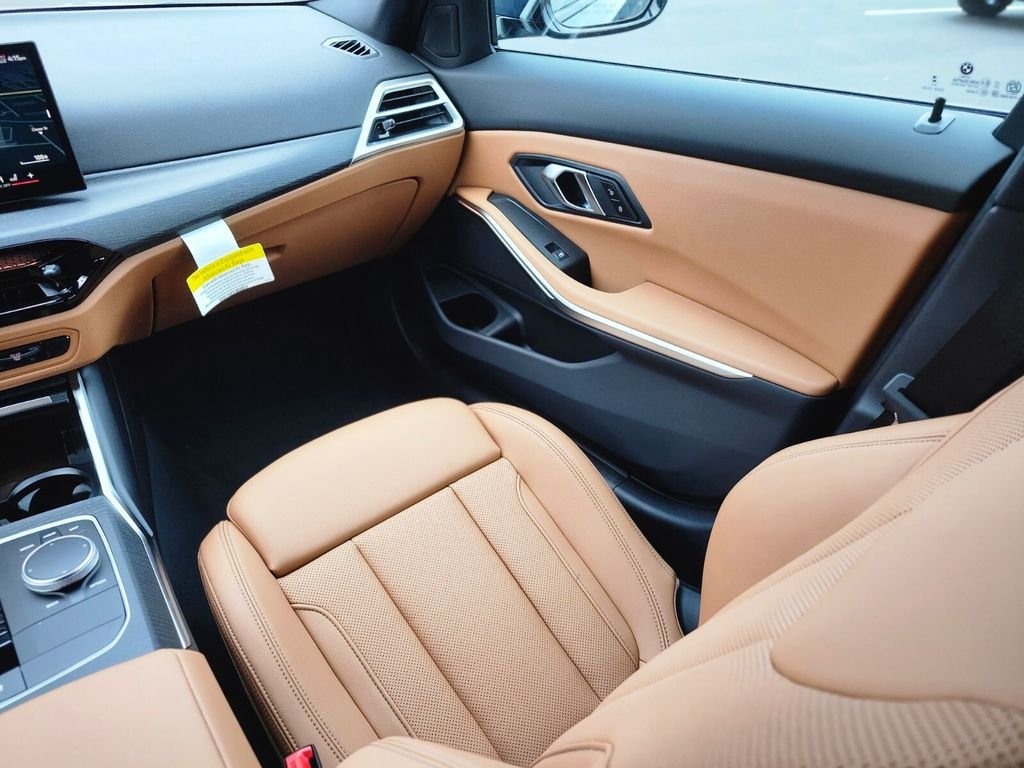 2026 BMW 3 Series 330i - Photo 15