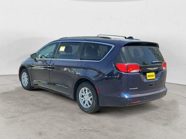 Used 2020 Blue Chrysler LX image 3