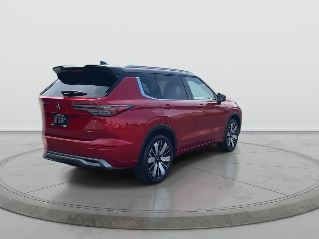 New 2026 RED DIAMOND/BLK Mitsubishi SEL image 6