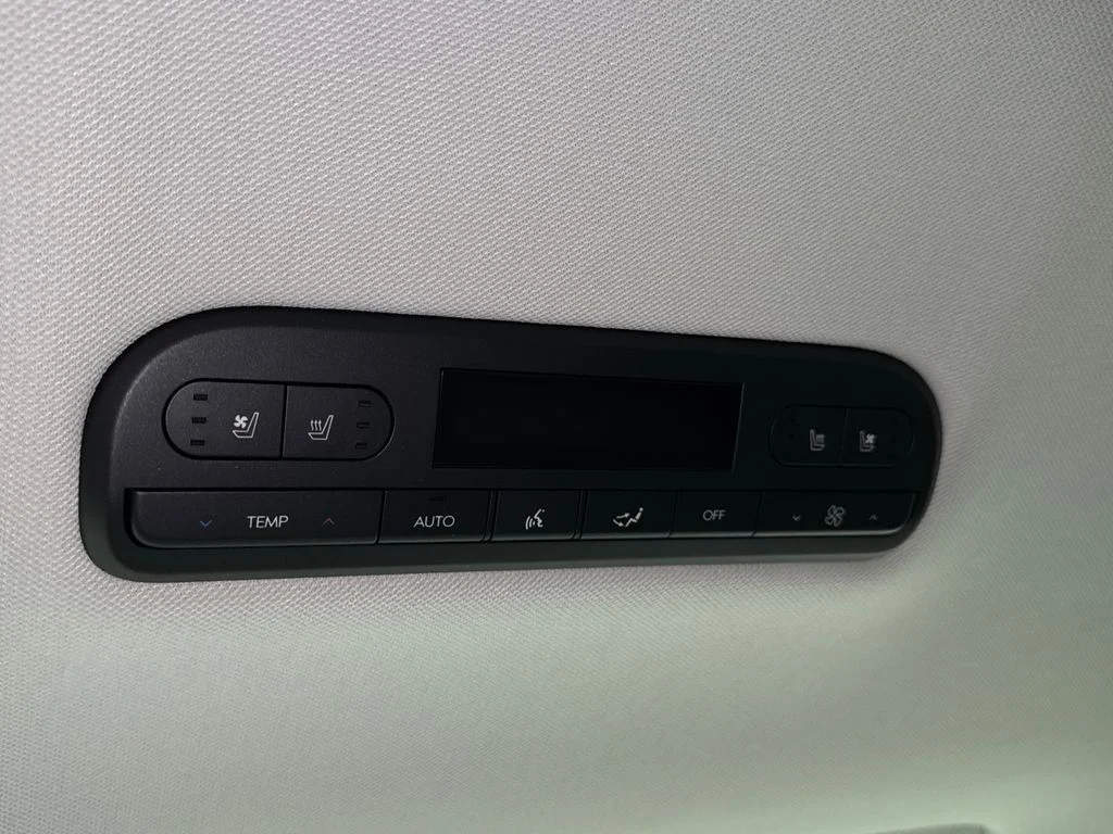 New 2026 White Hyundai SEL Premium image 14