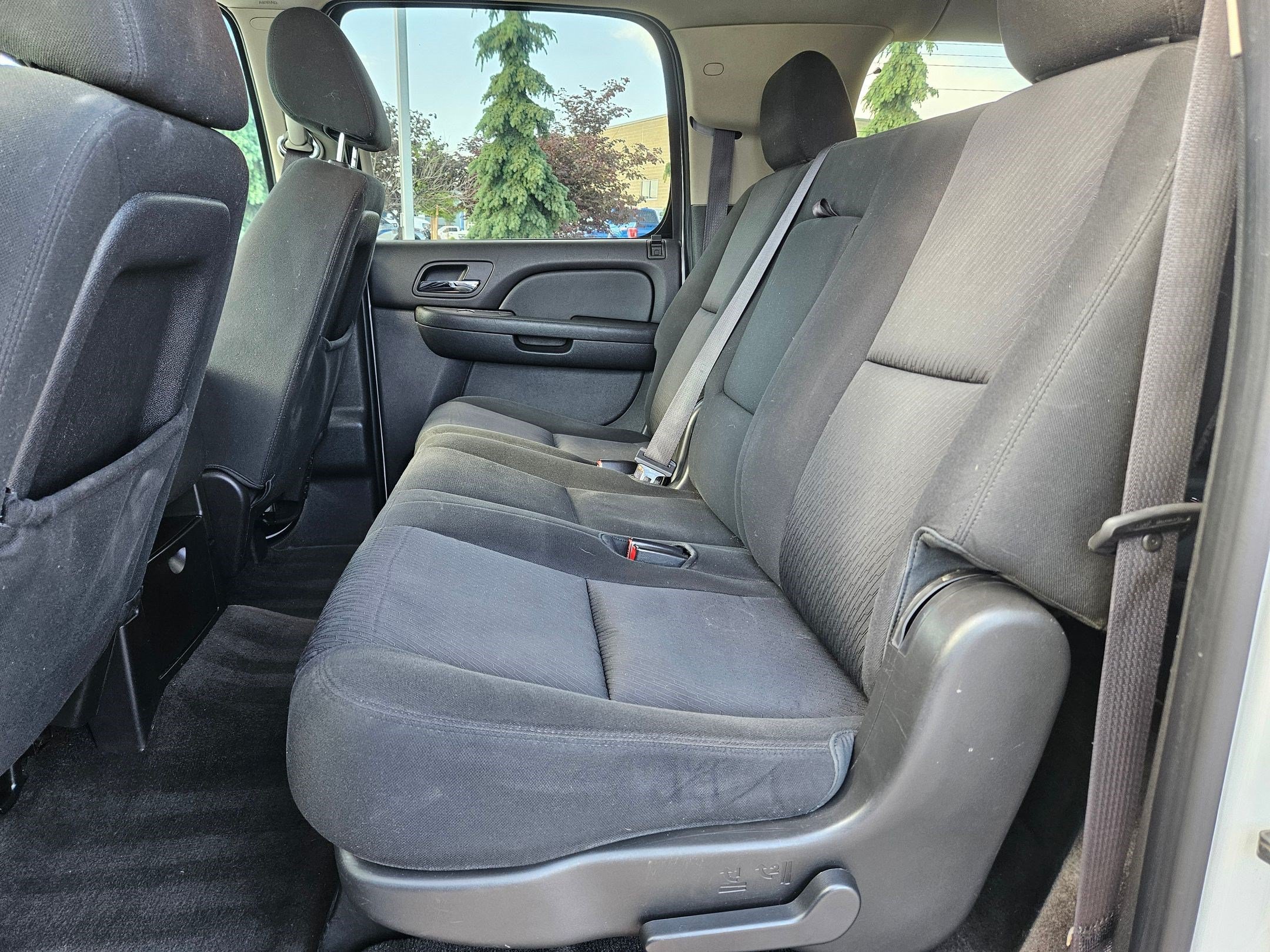 Used 2012 Summit White Chevrolet Commercial image 26