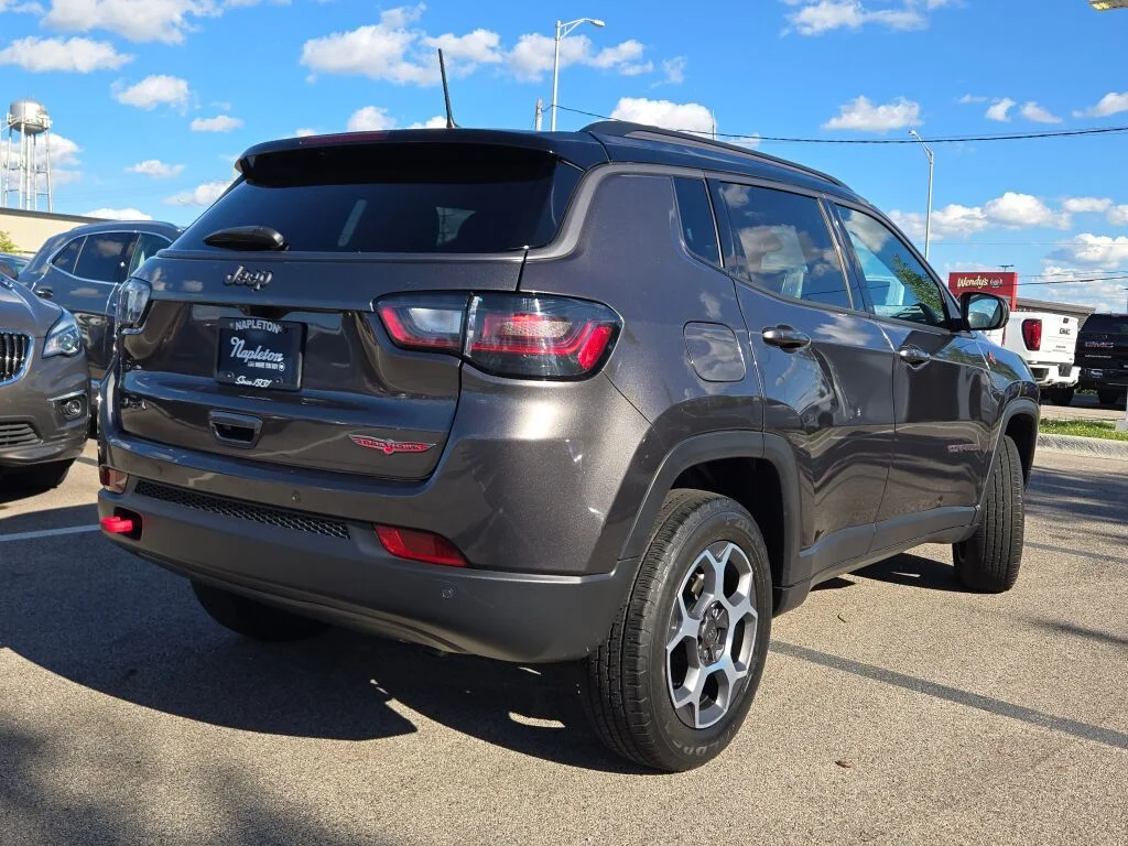 Used 2022 Gray Jeep Trailhawk image 14