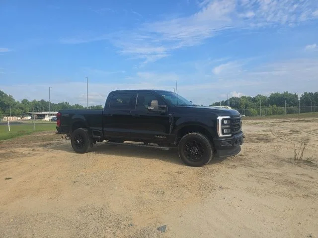 Used 2024 Black Ford XLT image 12