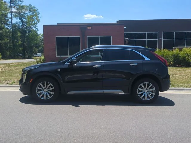 Used 2022 Black Cadillac Premium Luxury image 10