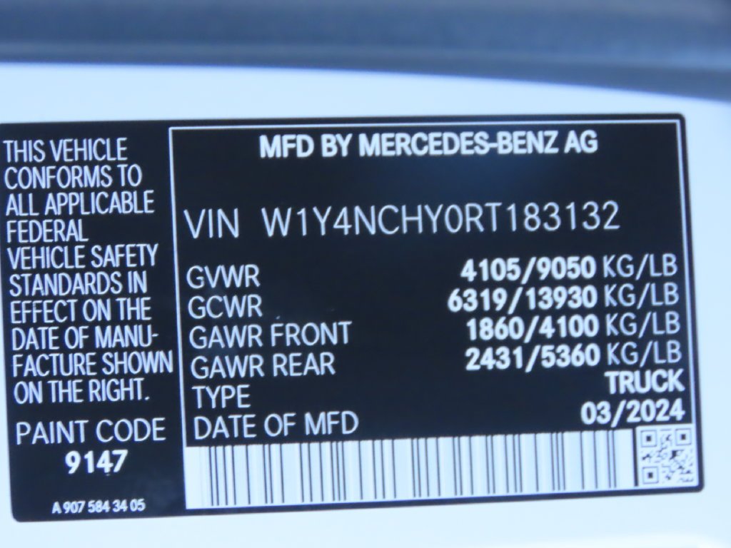 Used 2024 Arctic White Mercedes-Benz Cargo 170 WB image 31