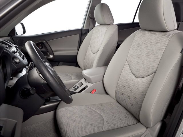 Used 2010 Classic Silver Metallic Toyota Base image 8