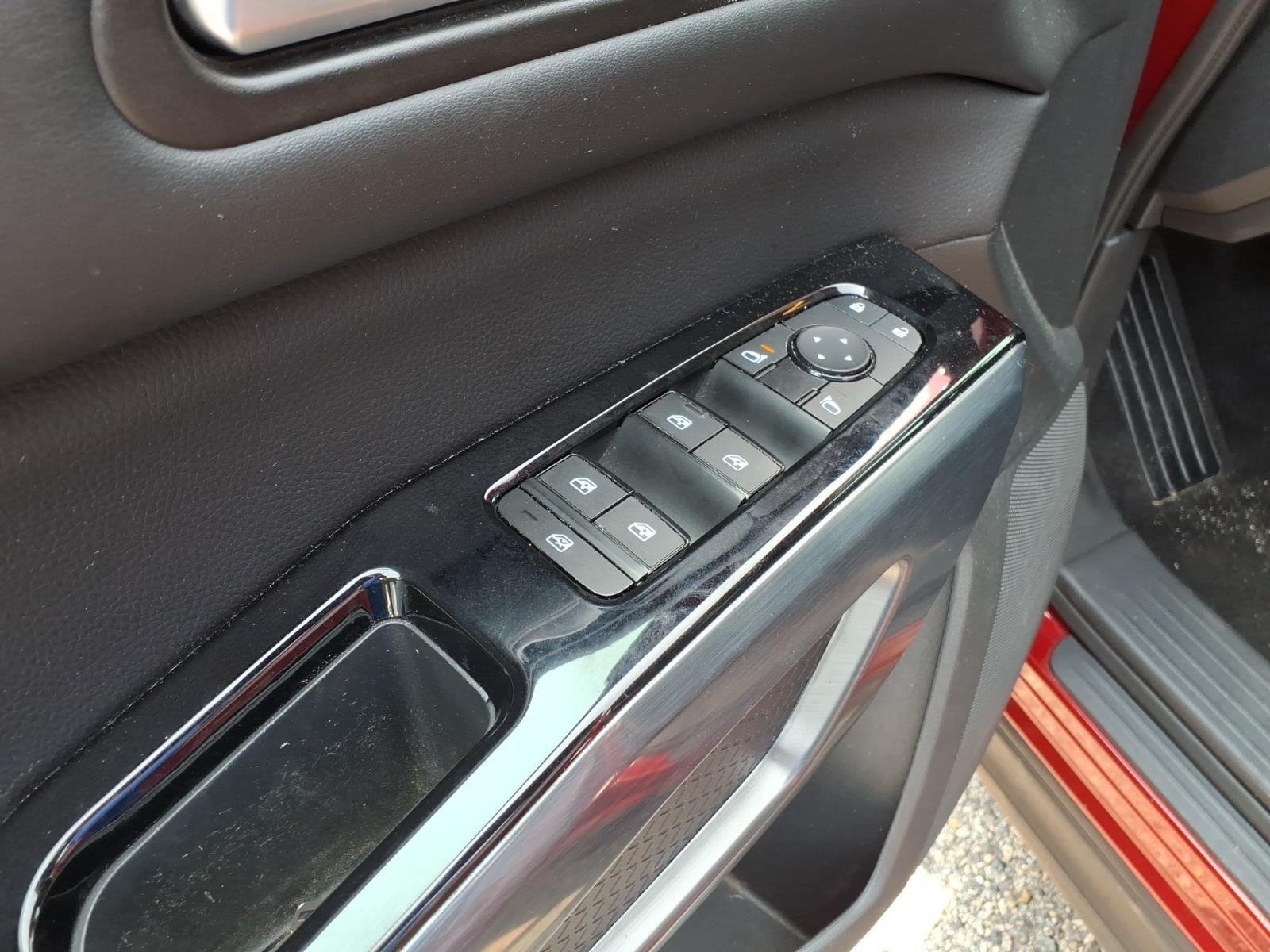 2024 Nissan Pathfinder SL - Photo 24