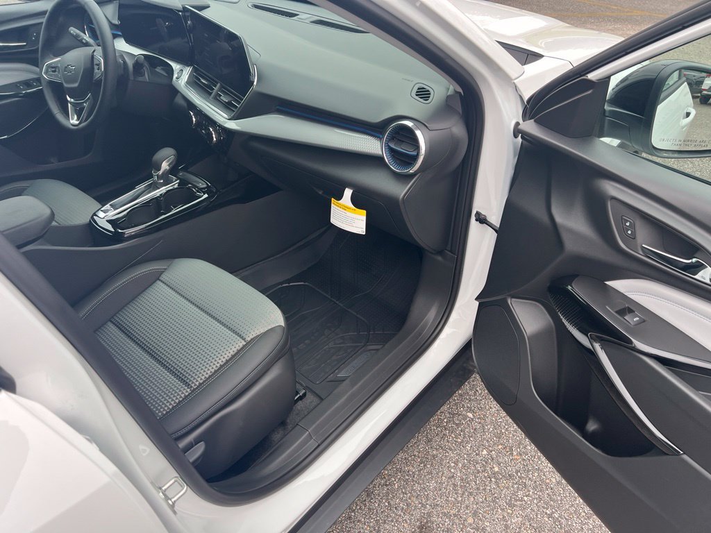 2026 Chevrolet Trax LT - Photo 20