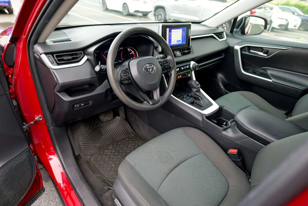 Used 2023 Pearl Toyota XLE image 19