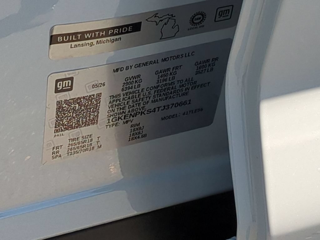 New 2026 Glacier White Tricoat GMC AT4 image 36