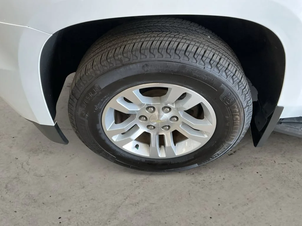 Used 2020 SUMMIT WHITE Chevrolet LT image 9