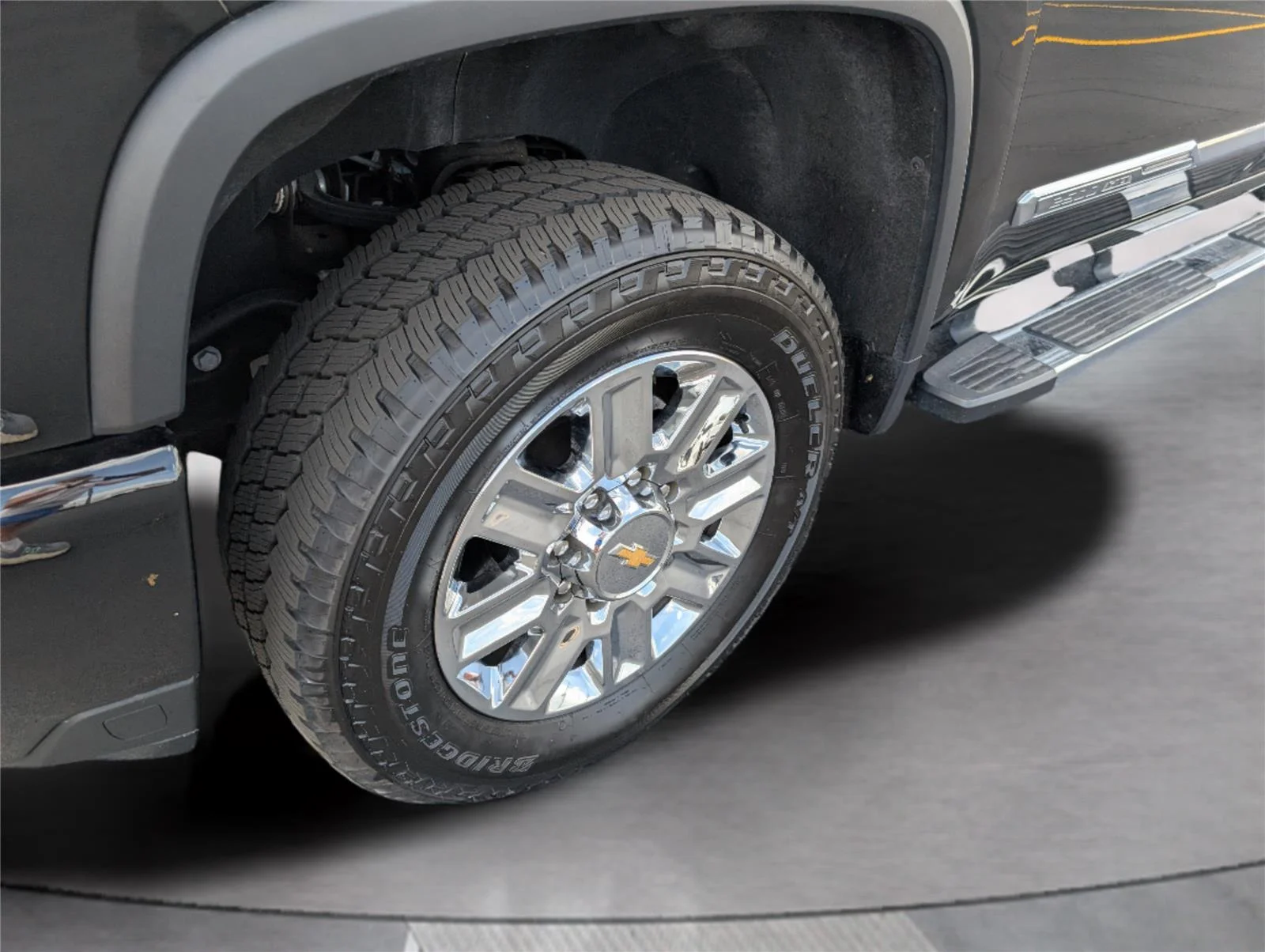 Used 2024 Black Chevrolet High Country image 42