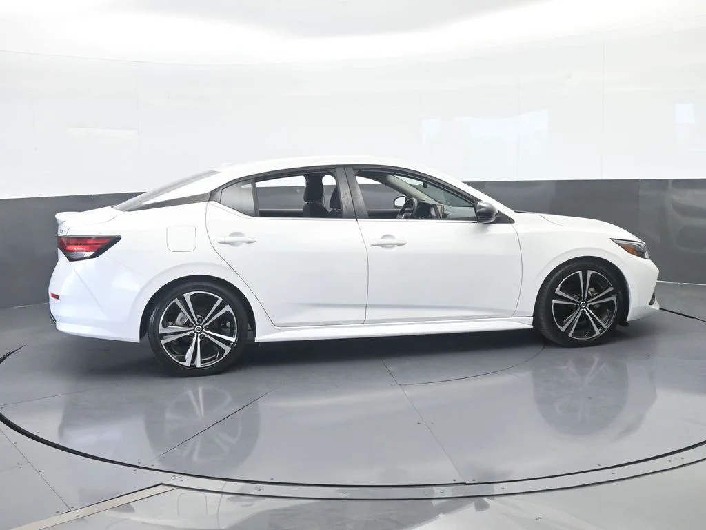 Used 2020 Aspen White Tricoat Nissan SR image 7